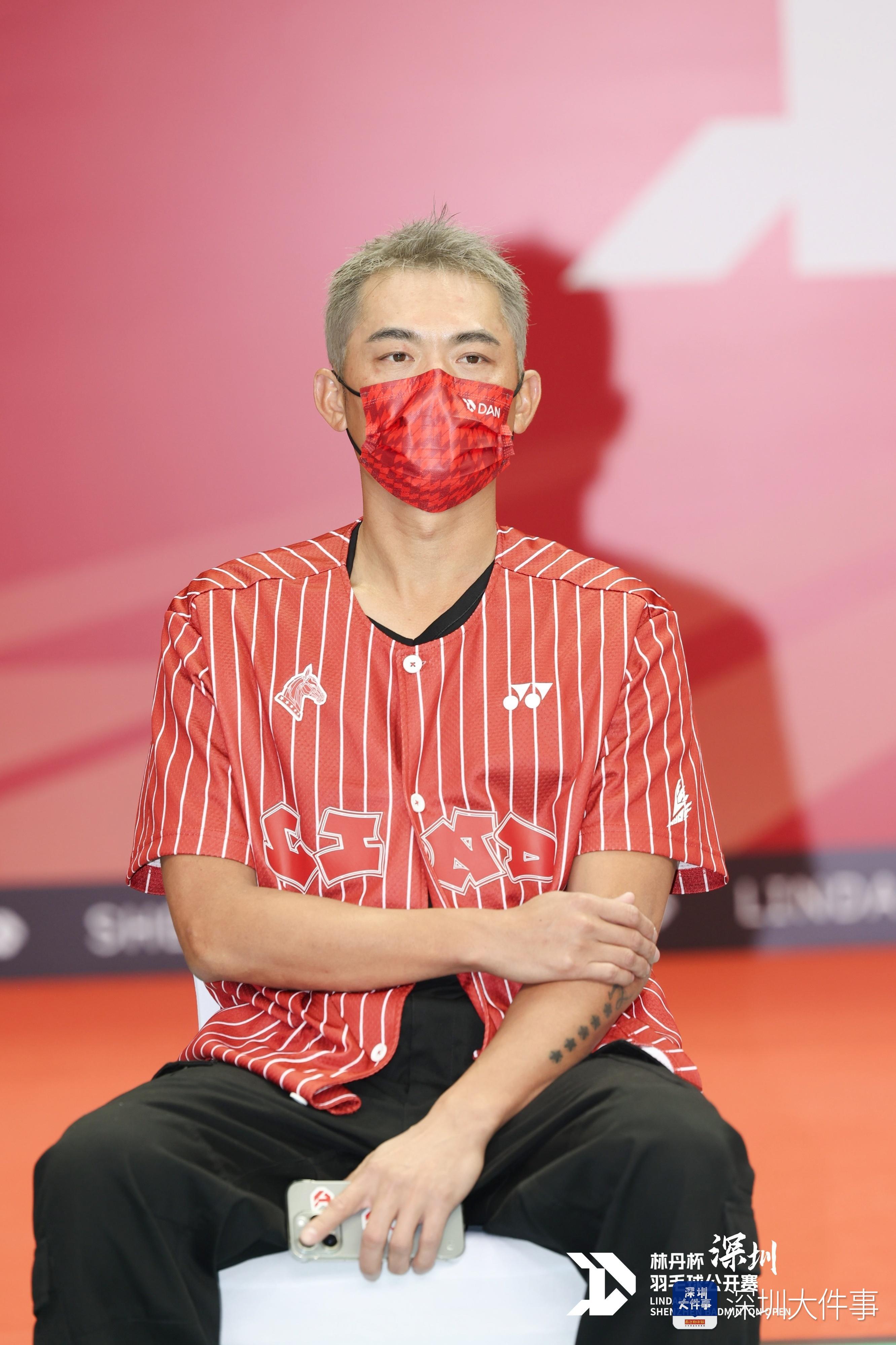 MK体育官方入口-首设“宝企羽动组”、男单诞四冠王！2025林丹杯宝体收官