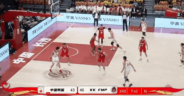 MK体育-王俊杰低位背打前转身翻身跳投命中,已经7中5拿到12分